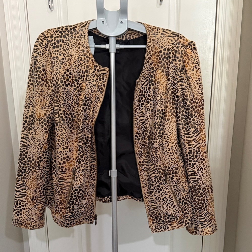 Stunning Investments Leopard Print Women's Blazer